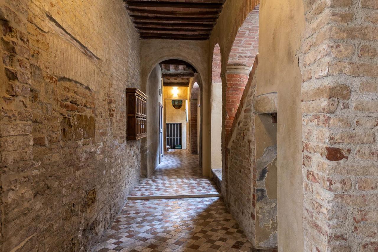 Il Chiostro Siena Exterior foto